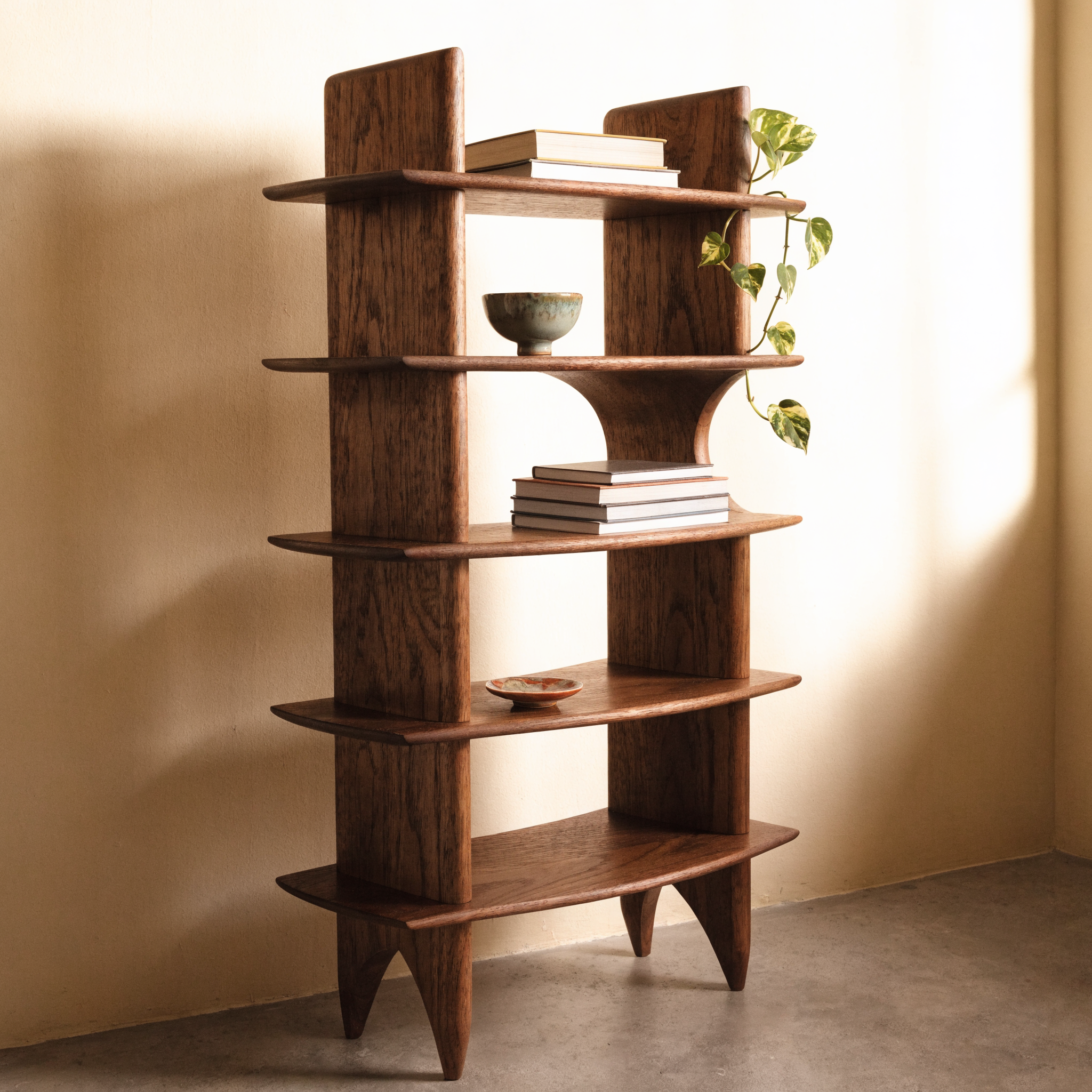 The Chronicle Bookshelf